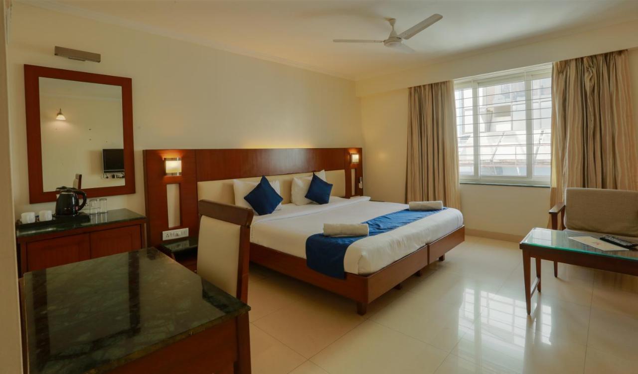 Magnus Riverside Kalyani Nagar Pune Exterior foto